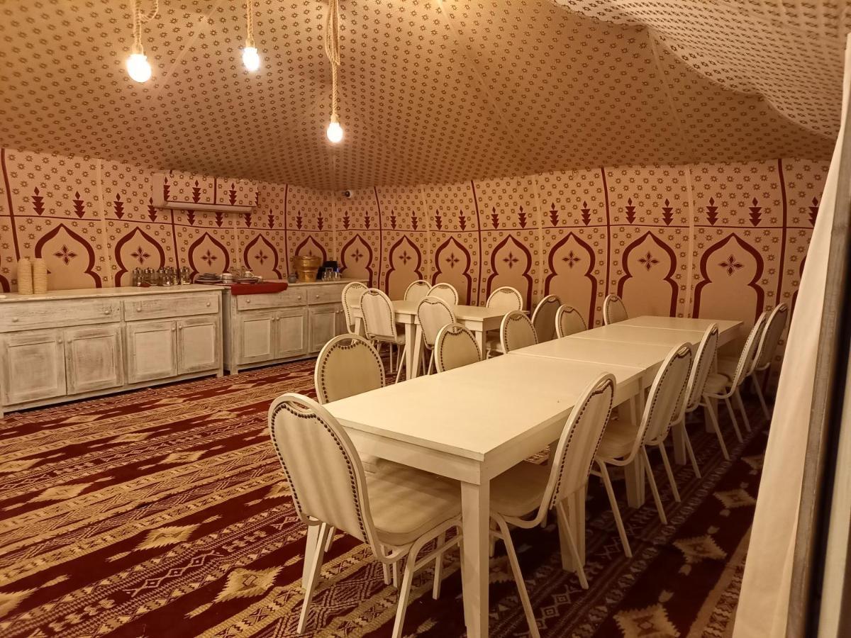 Itran Royal Camp Hotel Merzouga Bagian luar foto